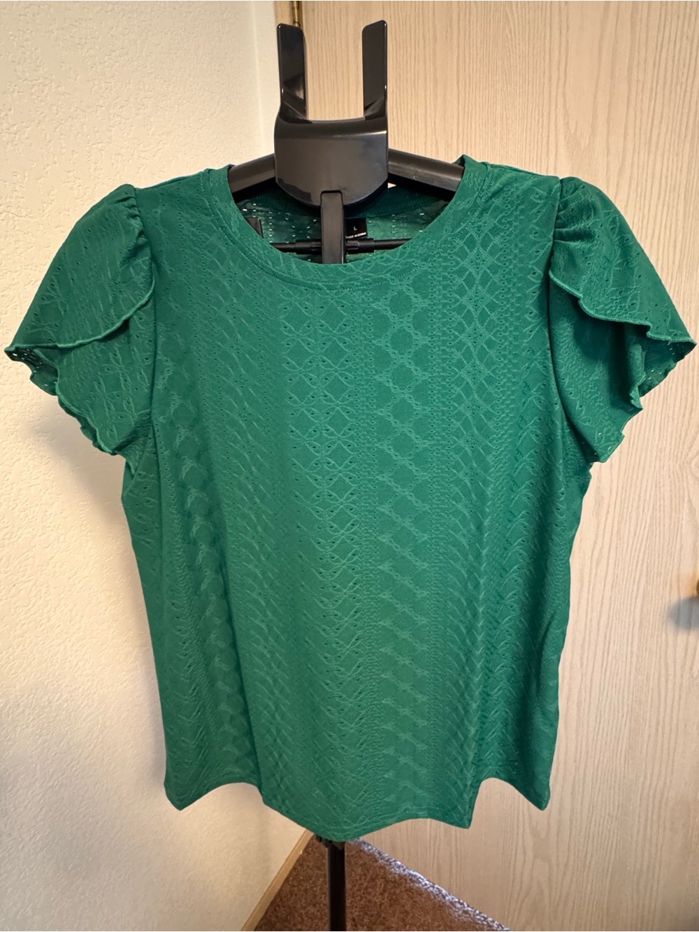 SHEIN Emerald Green Lace-Texture Flutter Sleeve Top